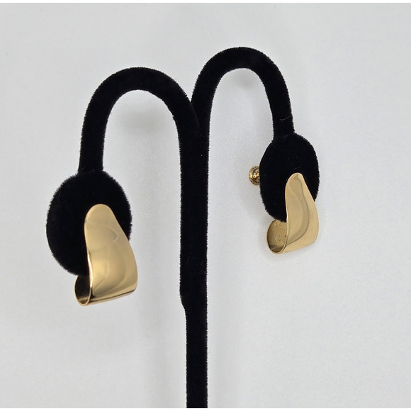 Vintage Napier Earrings Goldtone J Hoop Shiny Screwbacks Midcentury Modern 1" - Picture 4 of 12